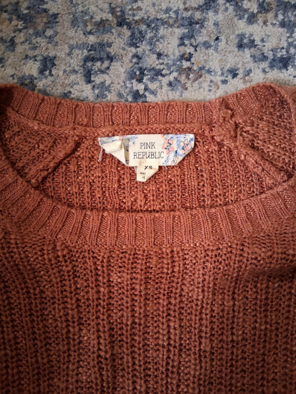 Pink Republic Rust Ribbed Crewneck Sweater - Picture 4 of 5